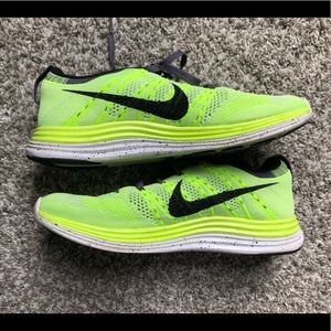 Women’s Nike flyknit one running shoes size 8